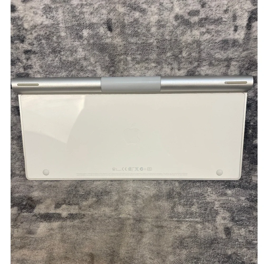 Apple wireless keyboard